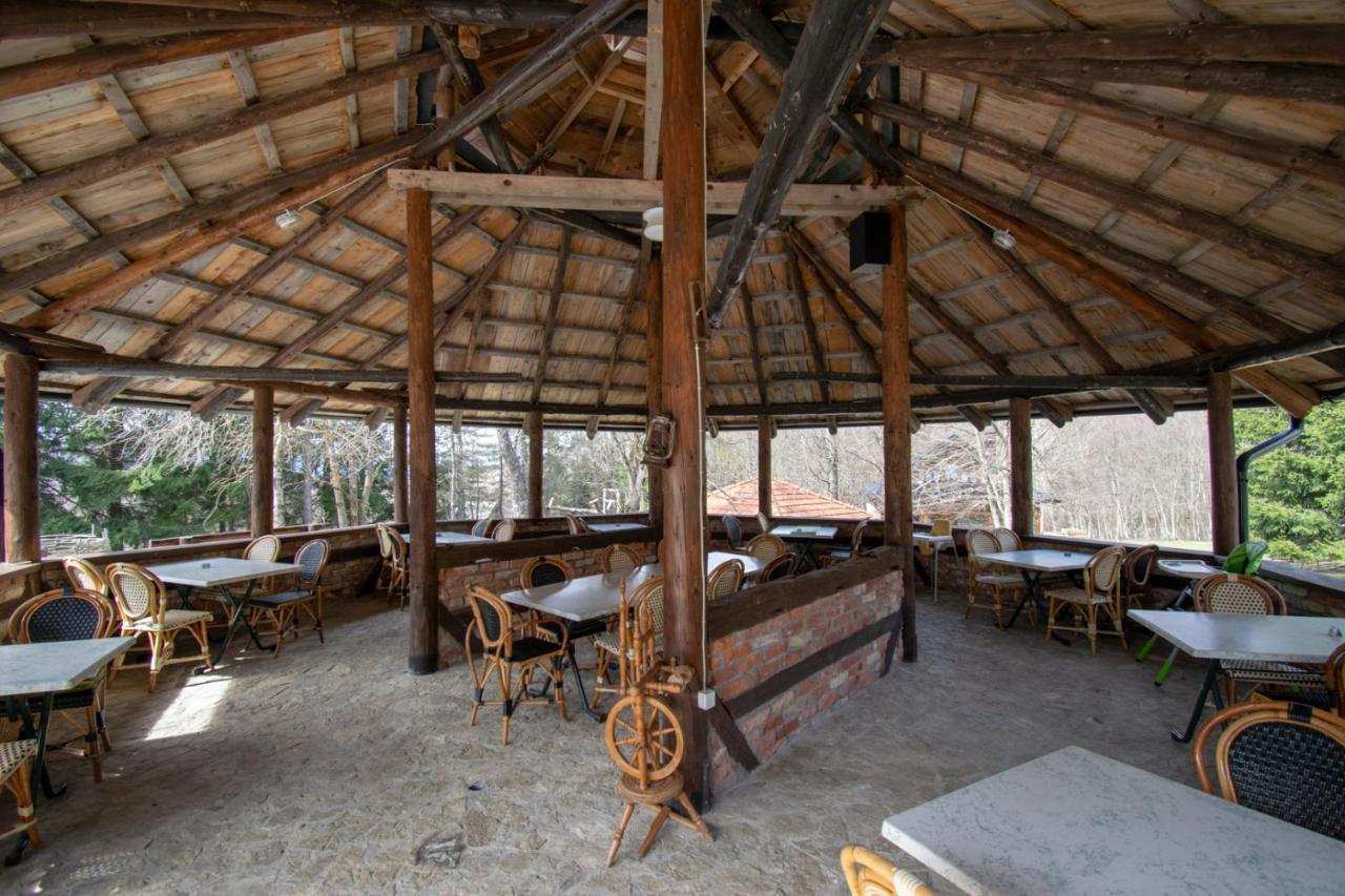 Holiday Park Hajducka Cesma Dubovsko Exterior foto